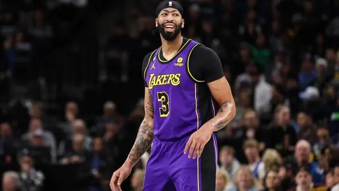 马卡：米利唐已经伤愈，能够出战本周末与塞尔塔的比赛