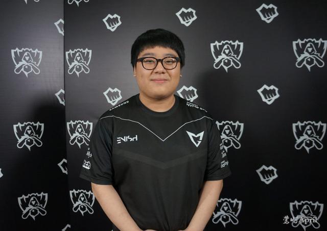 火的投丢球 火的投丢球