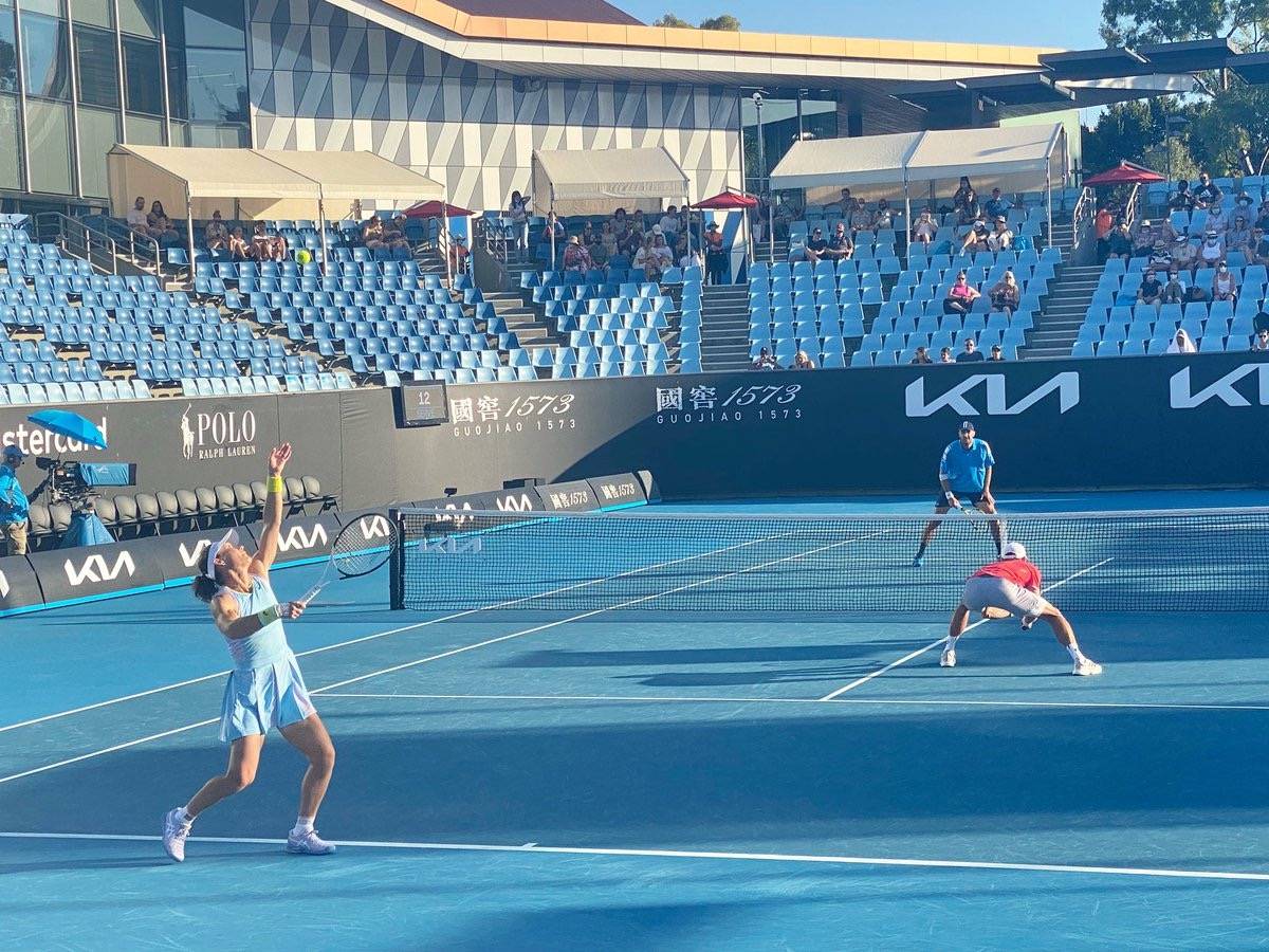 欧冠进线触 欧冠进线触